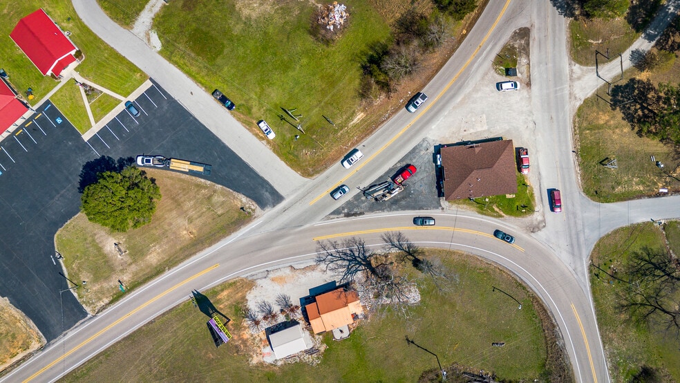 More Photos Of 10842 Highway 5 S, Mountain Home Convenience Store For Sale