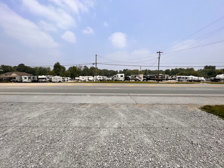 More Photos Of 2239 OH-125, Amelia Self Storage For Sale