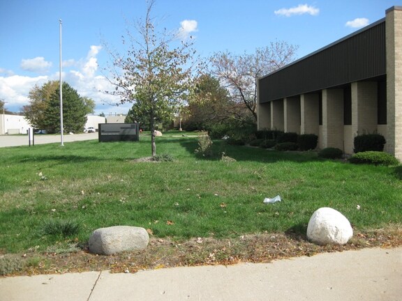 More Photos Of 31751 Research Park Dr, Madison Heights Light Manufacturing For Sale
