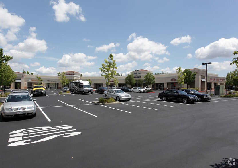 More Photos Of 2205-2221 Sunset Blvd, Rocklin Unknown For Lease