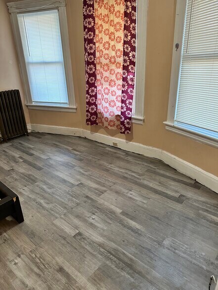 More Photos Of , Bridgeport Unknown For Sale