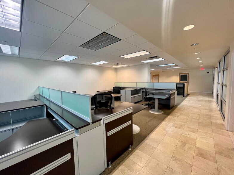 More Photos Of 3363 NE 163rd St, North Miami Beach Medical For Sale