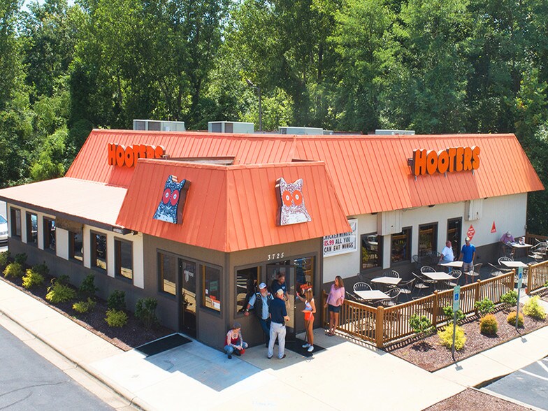 Primary Photo Of 3725 E Franklin Blvd, Gastonia Restaurant For Sale