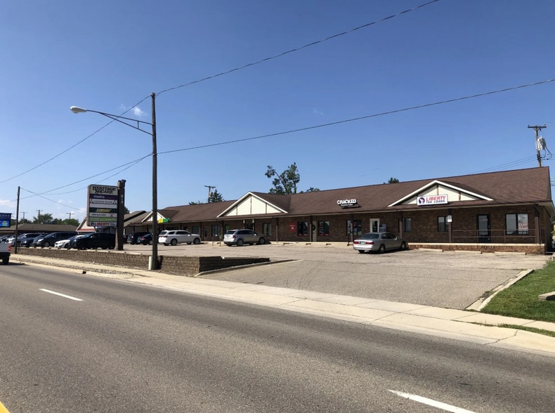More Photos Of 814 S Main St, Lapeer Office For Lease