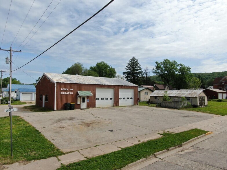 More Photos Of 120 W Charles St, Readstown Warehouse For Sale