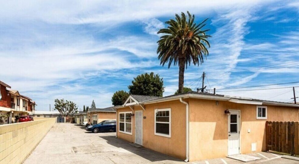 More Photos Of 13632 Cerise Ave, Hawthorne Apartments For Sale