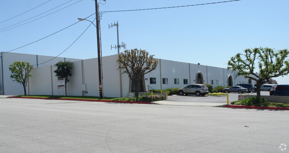 More Photos Of 1938-1954 E Gladwick, Rancho Dominguez Warehouse For Lease