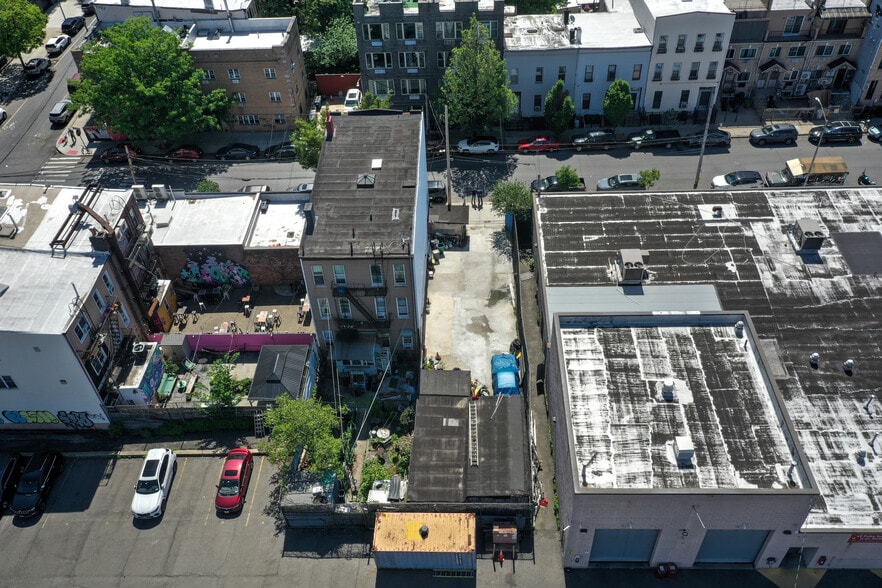 More Photos Of 145 Jefferson St, Brooklyn Land For Sale