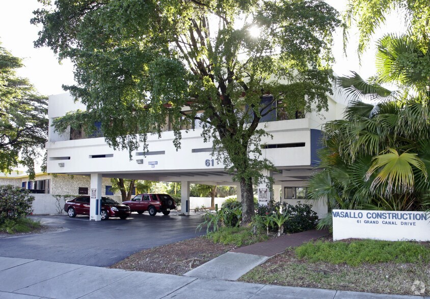 More Photos Of 61 Grand Canal Dr, Miami Office For Lease