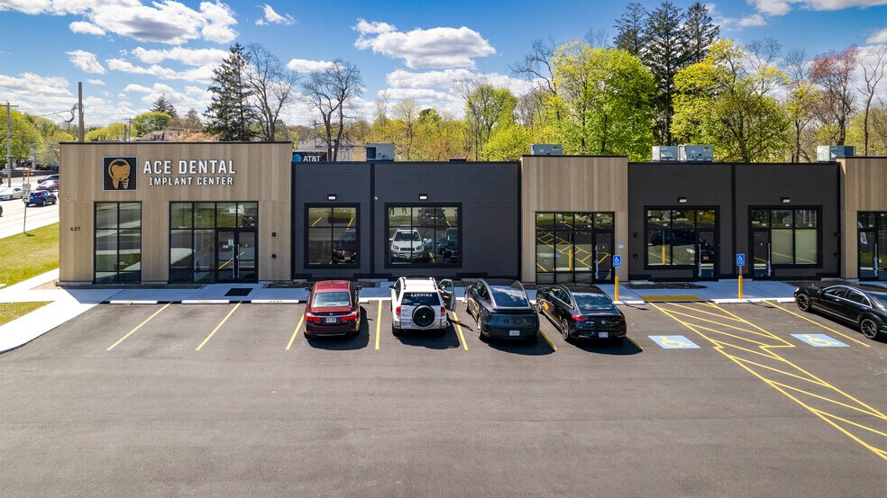 More Photos Of 627 Pleasant St, Brockton Medical For Lease