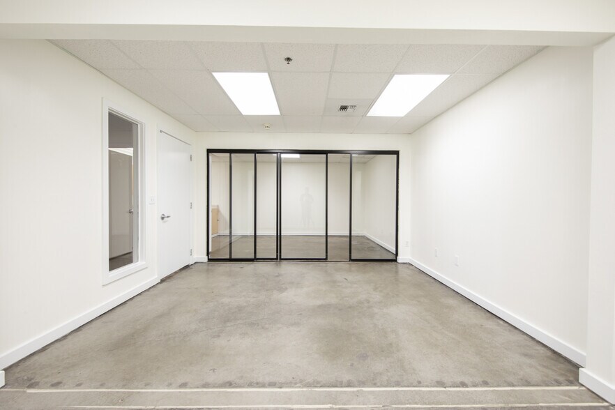 More Photos Of 225 NE 65th St, Seattle Apartments For Sale