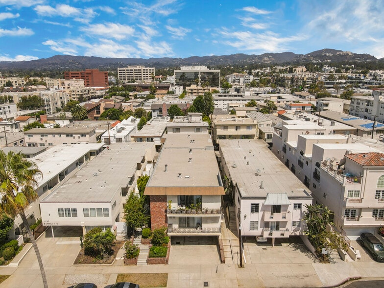 More Photos Of 11733 Mayfield Ave, Los Angeles Apartments For Sale