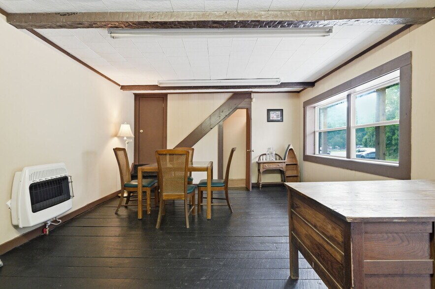 More Photos Of 3385 US Highway 321 S, Blowing Rock Office Residential For Sale