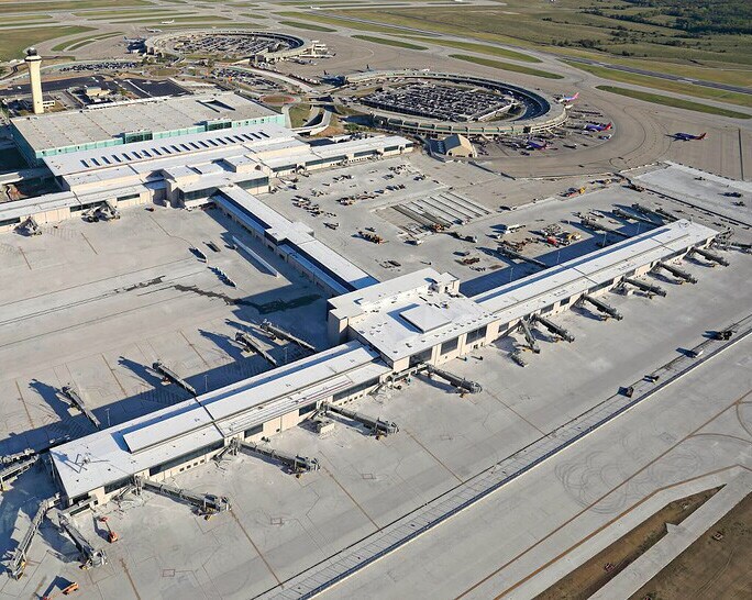 More Photos Of 4600 Madison Ave, Kansas City Land For Sale