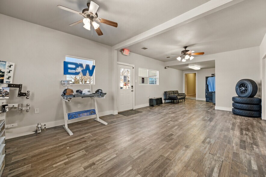 More Photos Of 204 County Road 4225, Bonham Industrial For Sale