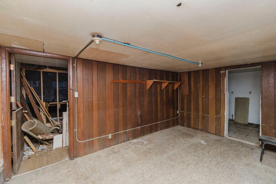 More Photos Of 1610 W 6th Ave, El Dorado General Retail For Sale