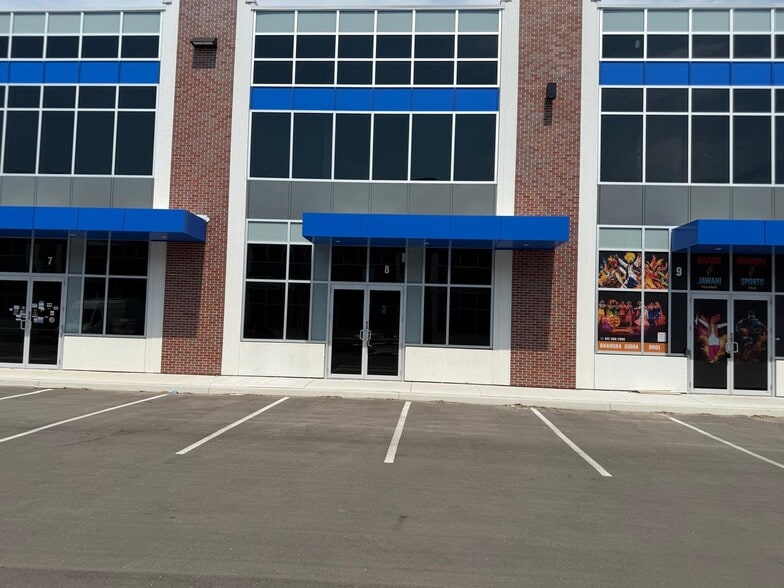 More Photos Of 95 Inspire Blvd, Brampton Warehouse For Sale