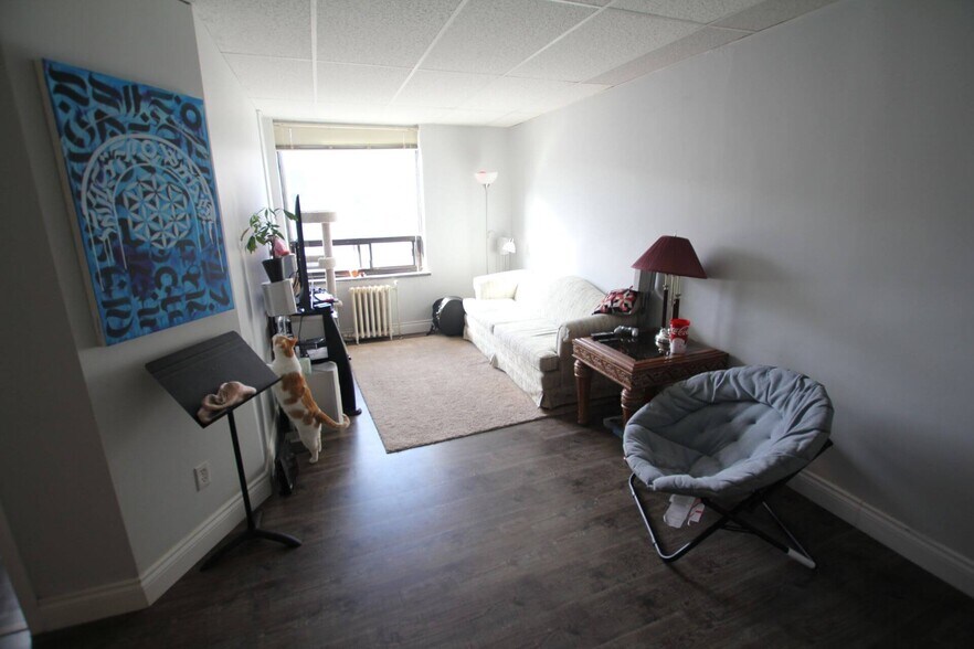 More Photos Of 58 Cedar St, Sudbury Storefront Retail Residential For Sale