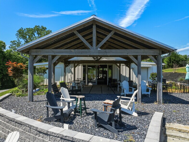 More Photos Of 2317 GA-382, Ellijay Winery Vineyard For Sale