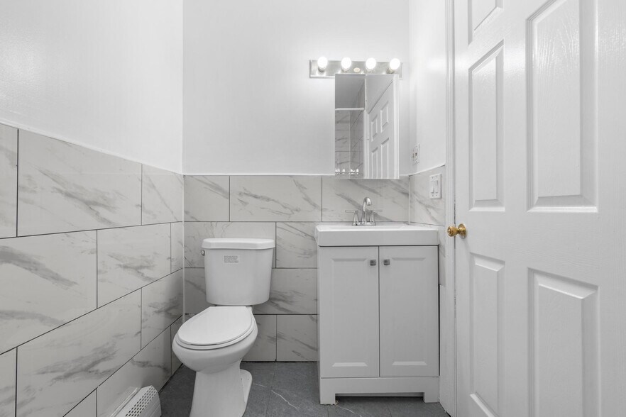 More Photos Of 58 Chestnut St, Yonkers Apartments For Sale