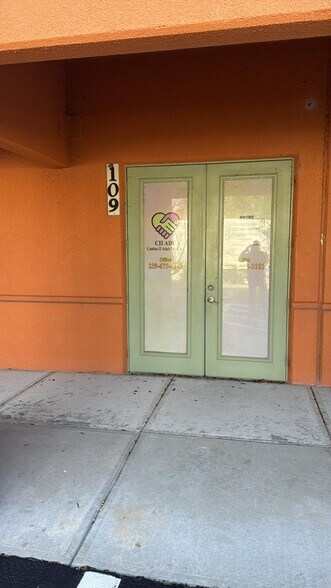 More Photos Of 413 NE Van Loon Ln, Cape Coral Light Distribution For Sale