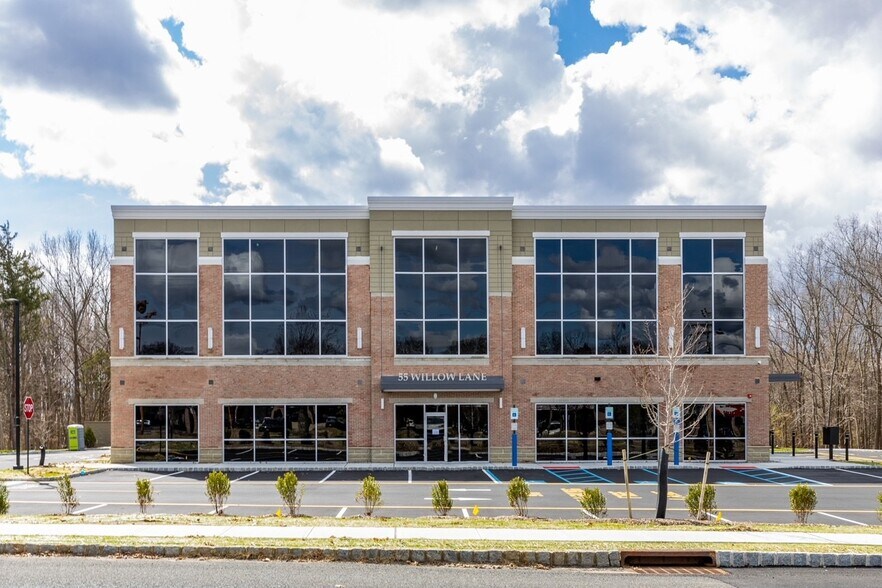 Primary Photo Of 55 Willow Ln, Marlboro Medical For Lease