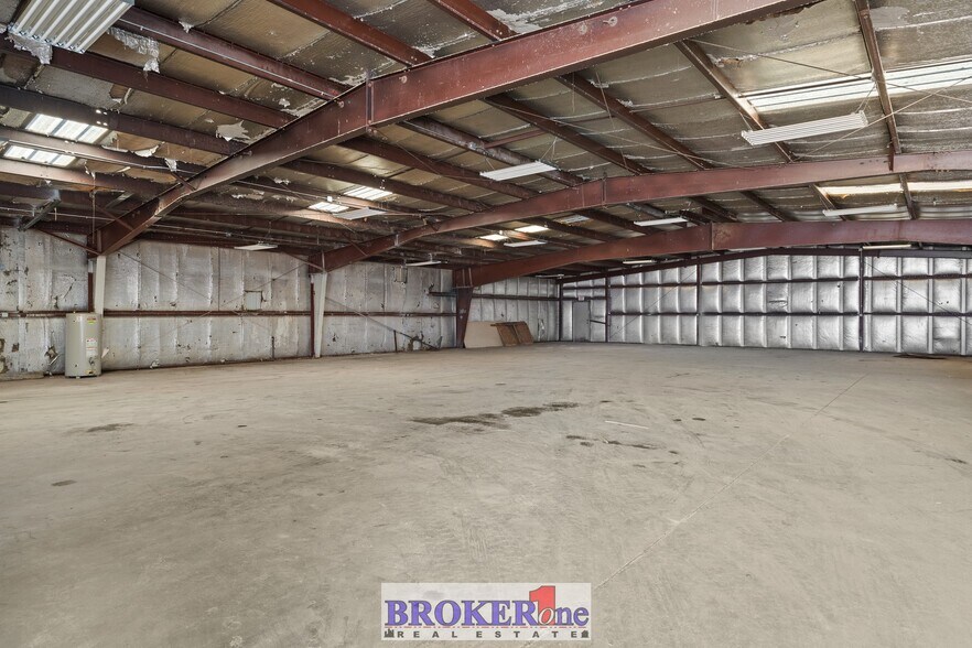 More Photos Of 7712 W Yellowstone Hwy, Casper Industrial For Lease