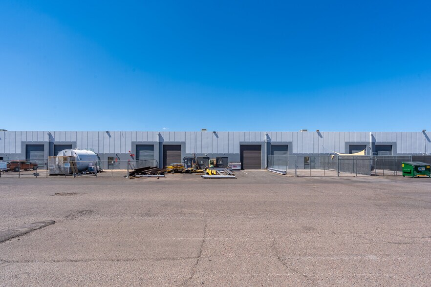 More Photos Of 5455 N 51st Ave, Glendale Warehouse For Lease