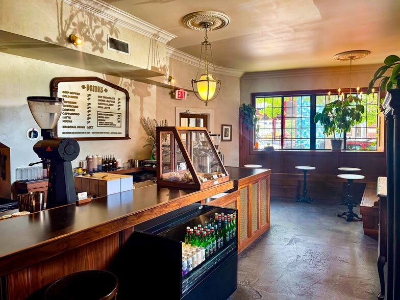 More Photos Of 66 Broadway St, Asheville Storefront Retail Office For Sale