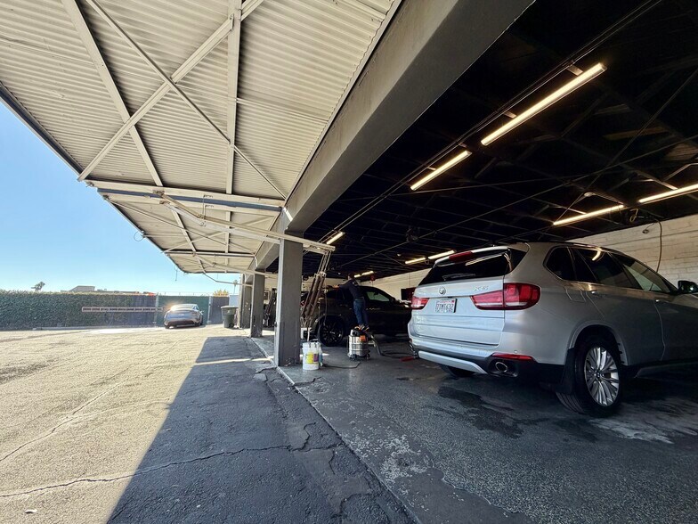 More Photos Of 1200 E Colorado Blvd, Pasadena Auto Repair For Lease