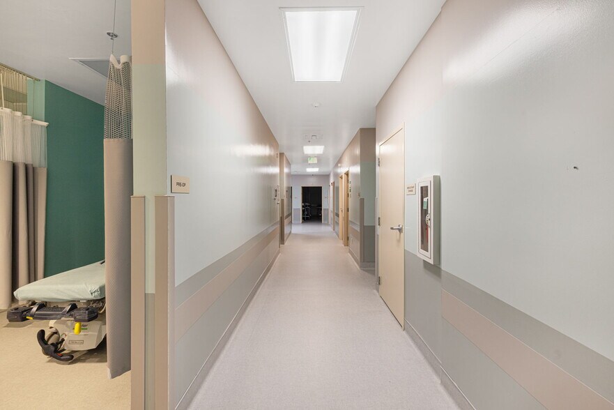 More Photos Of , Indio Office For Sale