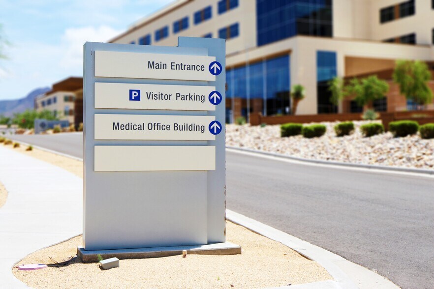 More Photos Of 2000 Transmountain Rd, El Paso Medical For Lease