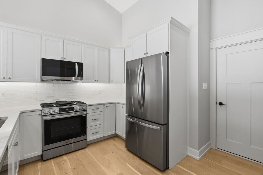 More Photos Of 100 Huselton Dr, Butler Multifamily For Sale