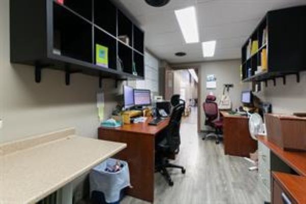 More Photos Of 5430 17th Ave SE, Calgary Apartments For Lease