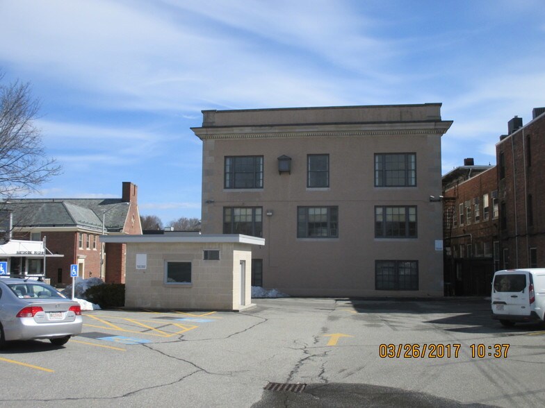 More Photos Of 369 Main St, Wakefield Bank For Sale