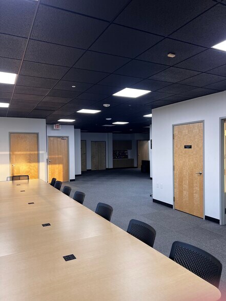 More Photos Of 5308 W Plano Pky, Plano Office For Sale