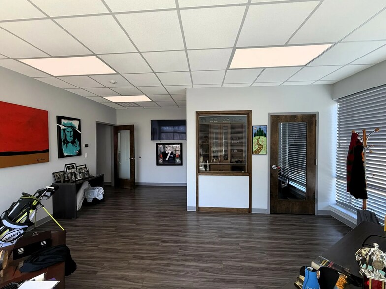 More Photos Of 4308 Grant Blvd, Yukon Medical For Lease