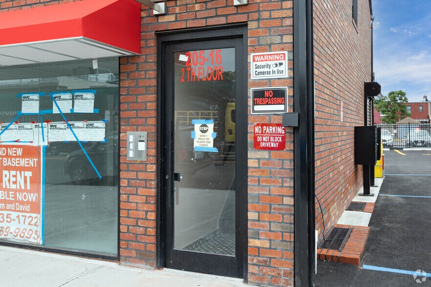 More Photos Of 205-16 Linden Blvd, Saint Albans Storefront Retail Residential For Lease