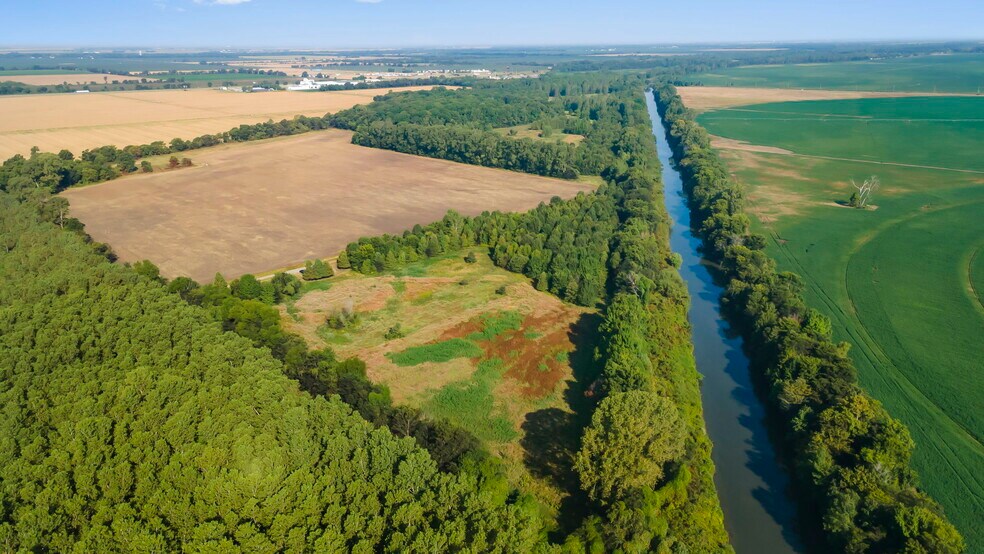 More Photos Of 2948 State Highway V, Matthews Light Manufacturing For Sale