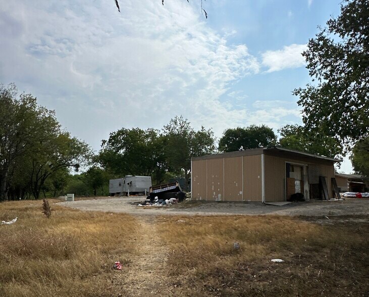 More Photos Of 10536 S US Highway 181, San Antonio Apartments For Sale