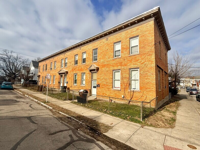 More Photos Of 1762 Cleveland Ave, Norwood Apartments For Sale