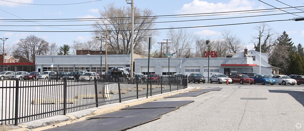 Primary Photo Of 6103 Reisterstown Rd, Baltimore Auto Dealership For Lease