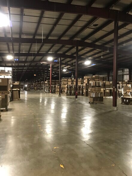 More Photos Of 960 Valley Rd, Menasha Industrial For Sale