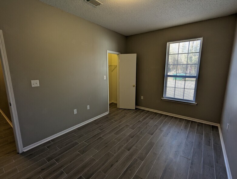 More Photos Of 1839 Tyler St, Conway Apartments For Sale
