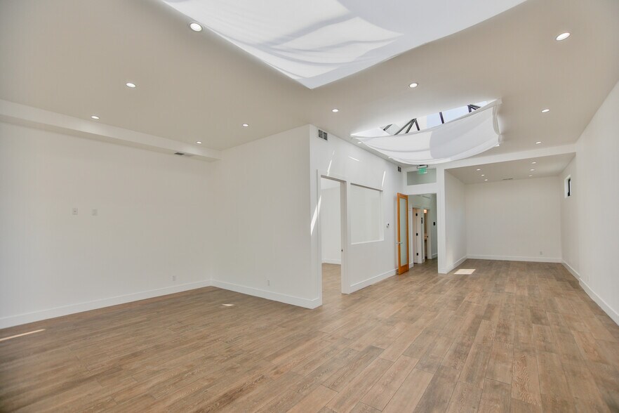 More Photos Of 380 7th St, San Francisco Loft Creative Space For Lease