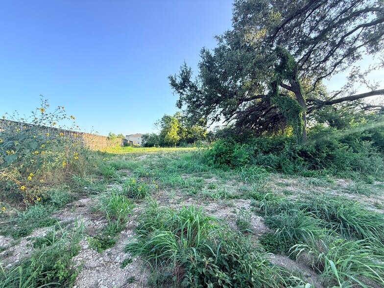 More Photos Of 11980 Galm Rd, San Antonio Land For Sale