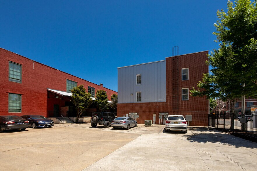 More Photos Of , Memphis Multifamily For Sale