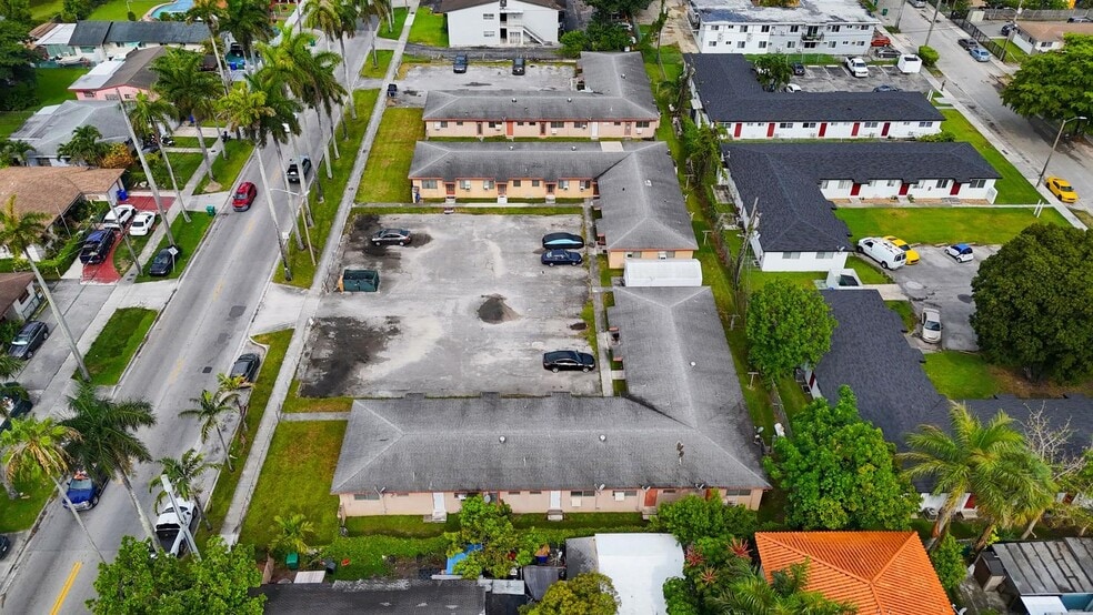 More Photos Of 1915 NW 28th St, Miami Apartments For Sale