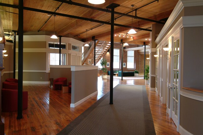 More Photos Of 670 N Commercial St, Manchester Apartments For Lease