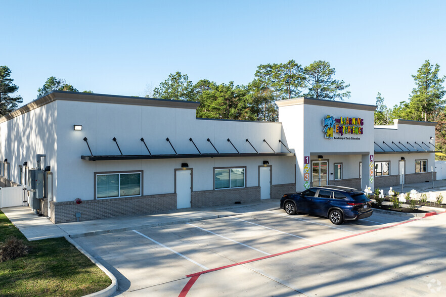 Primary Photo Of 4387 W Davis St, Conroe Daycare Center For Sale